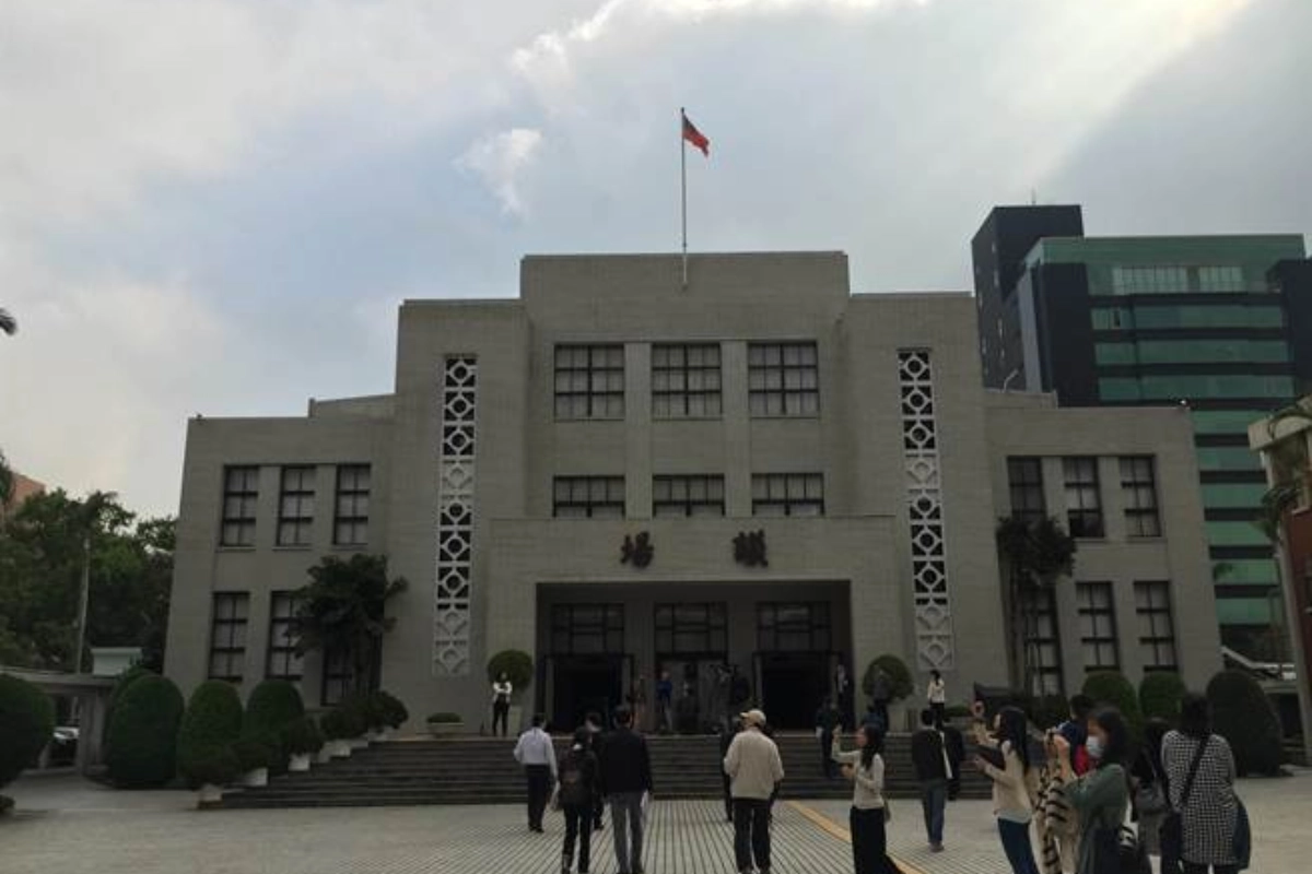 Học phí hợp lí