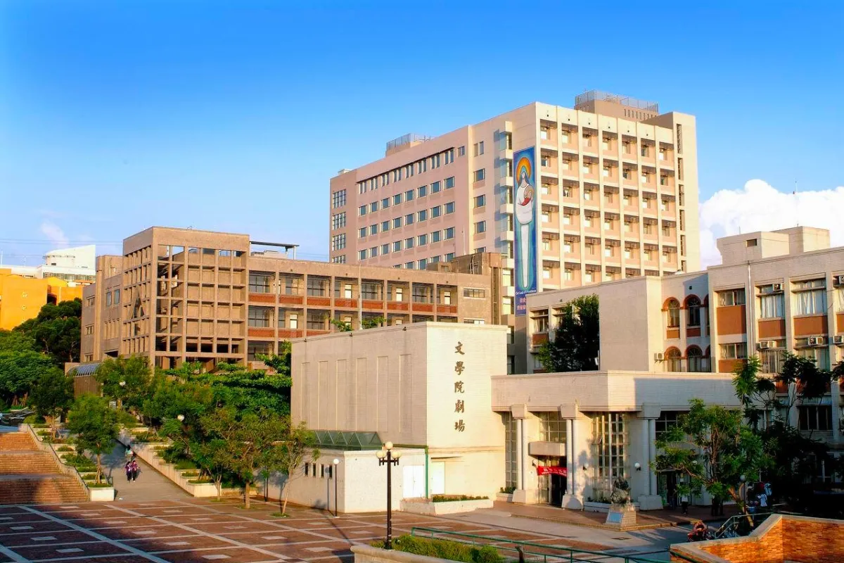 Du học Đài Loan hệ 1+4 và hệ dự bị Đại học là gì?