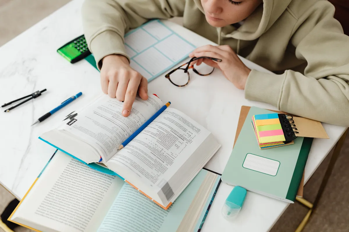 Ưu điểm khi du học Đài Loan hệ 1+4