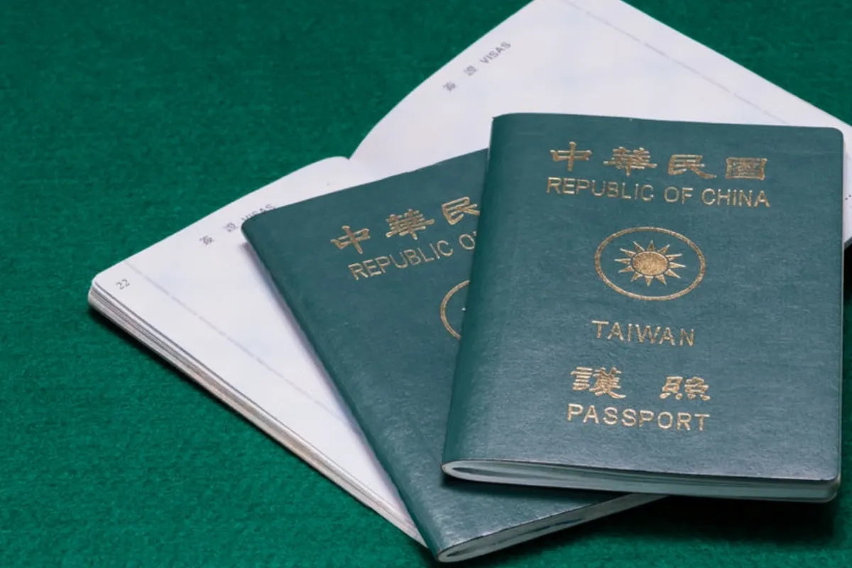 Để xin Visa vào năm 2024, việc chuẩn bị các giấy tờ cần thiết là một bước quan trọng để đảm bảo quá trình xin Visa diễn ra thuận lợi và thành công