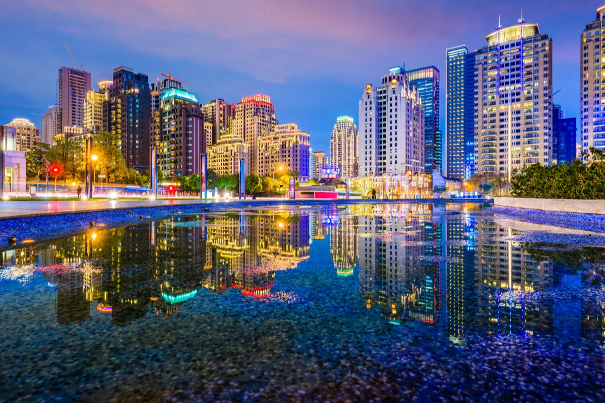 Du học Đài Loan là quá trình mà sinh viên quốc tế chọn để đi học tại các trường đại học, cao đẳng hoặc các cơ sở giáo dục khác tại Đài Loan.