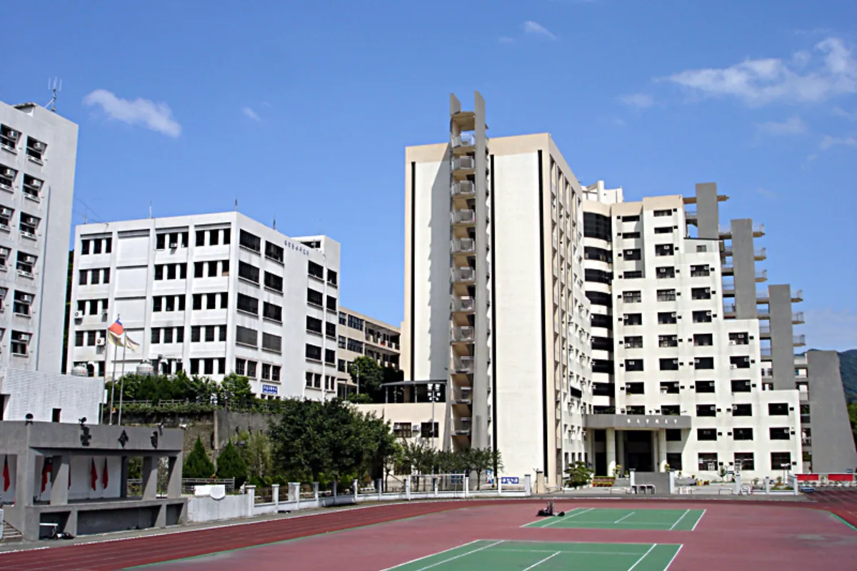 Giới thiệu Đại học KHKT Đông Nam_3