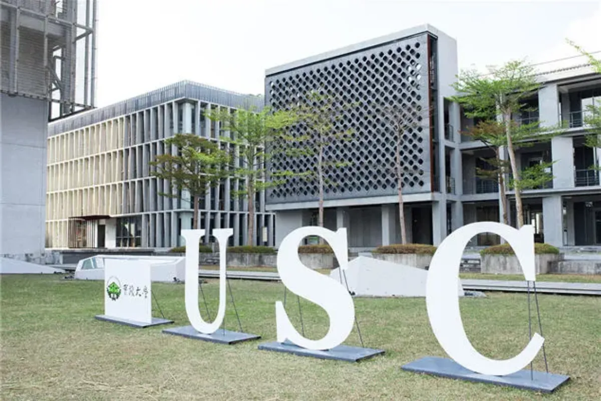 đại học thực tiễn