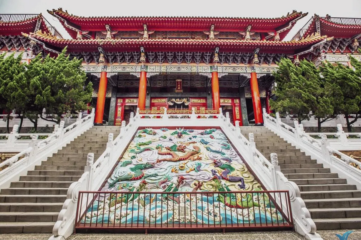 Ý nghĩa của 366 bậc thang tại Miếu Văn Võ