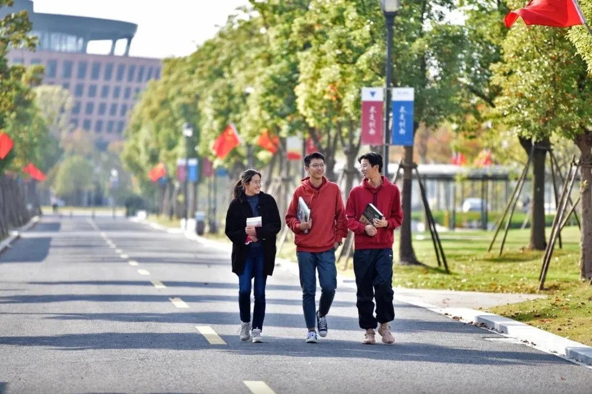 Bằng tiếng trung HSK Chìa khóa mở cửa tương lai