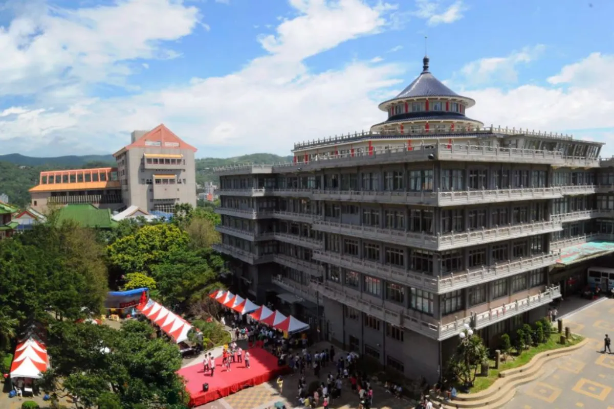 Cơ hội học bổng tại Đại Học Văn Hóa Trung Quốc