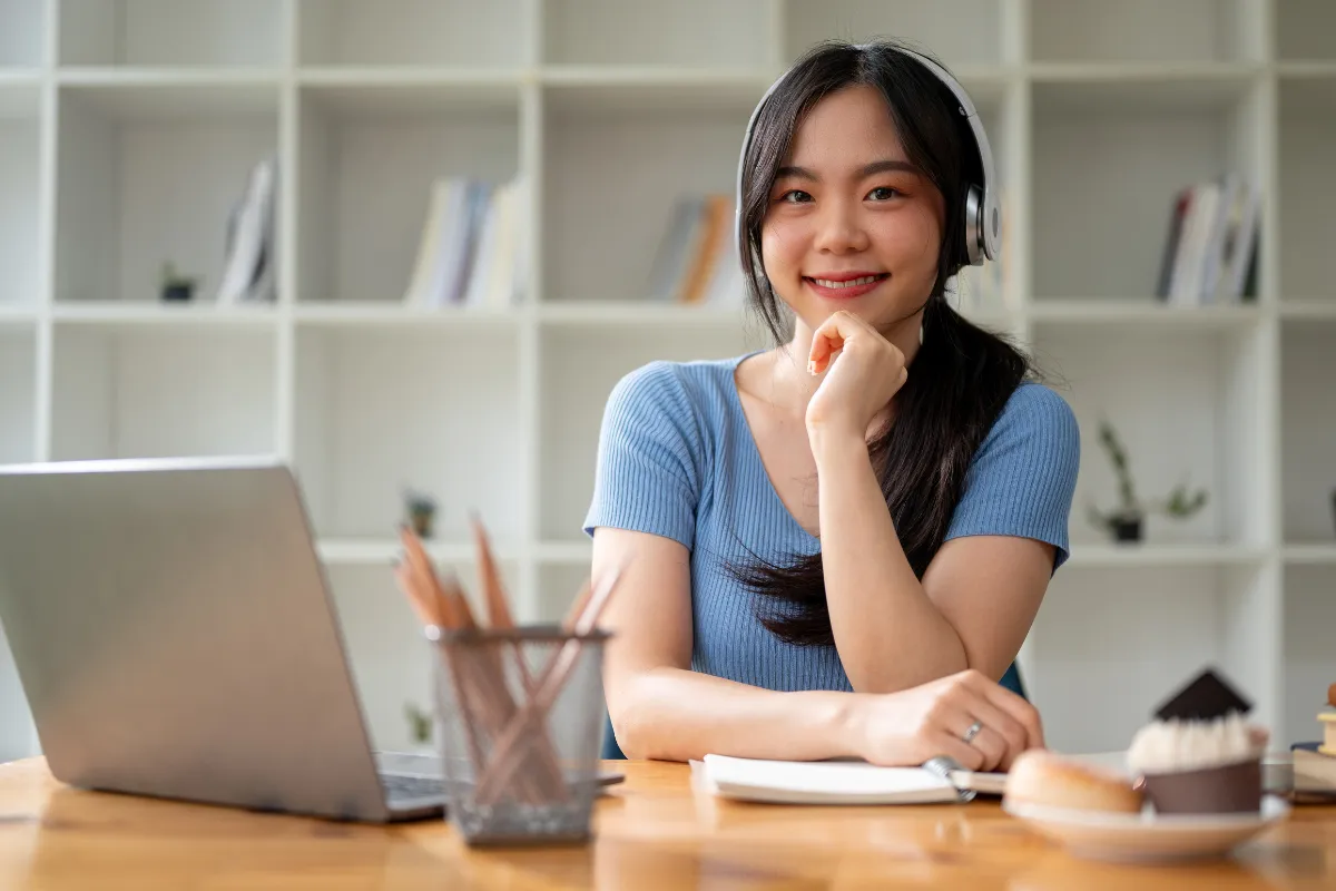 Luyện nghe tiếng Trung qua radio: Mẹo hay & kênh hiệu quả