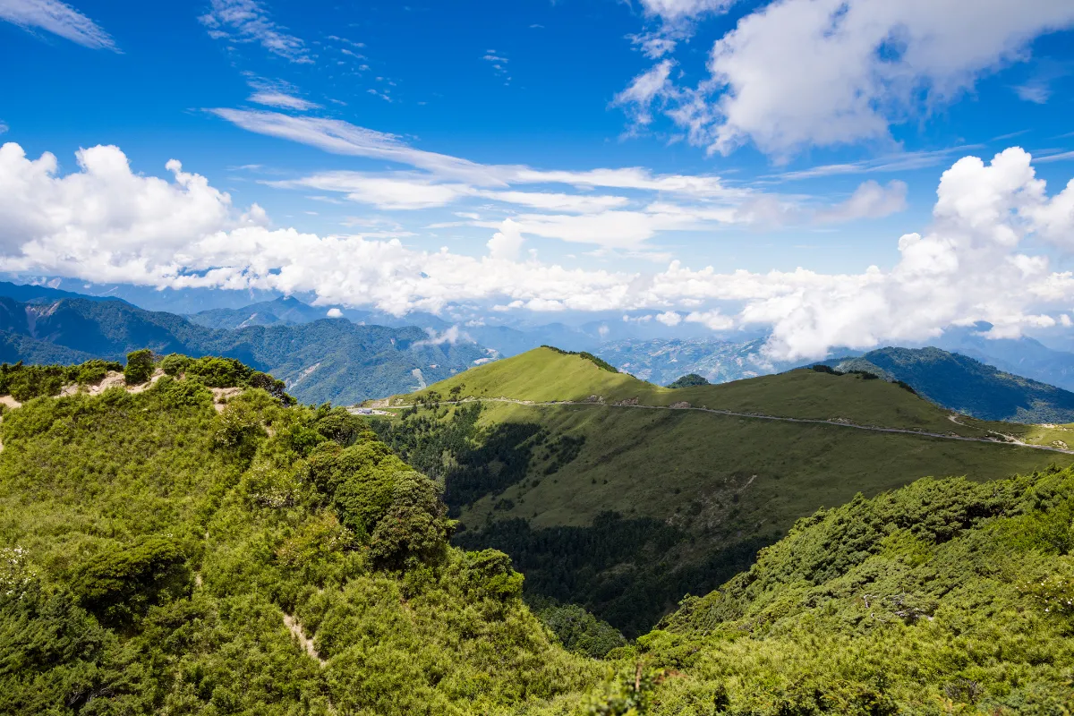 Phong cảnh bốn mùa của ngọn núi Hehuanshan