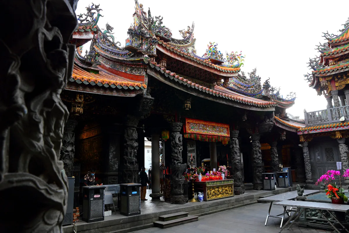 Tham quan đền Sanxia Zushi_4