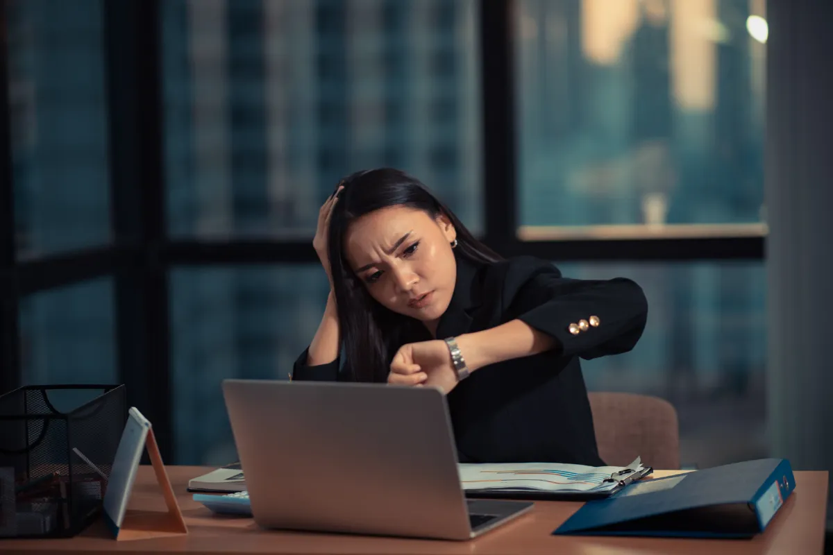 Góc khuất làm thêm tại Đài Loan: Sự thật về lương, giờ làm và môi trường làm việc