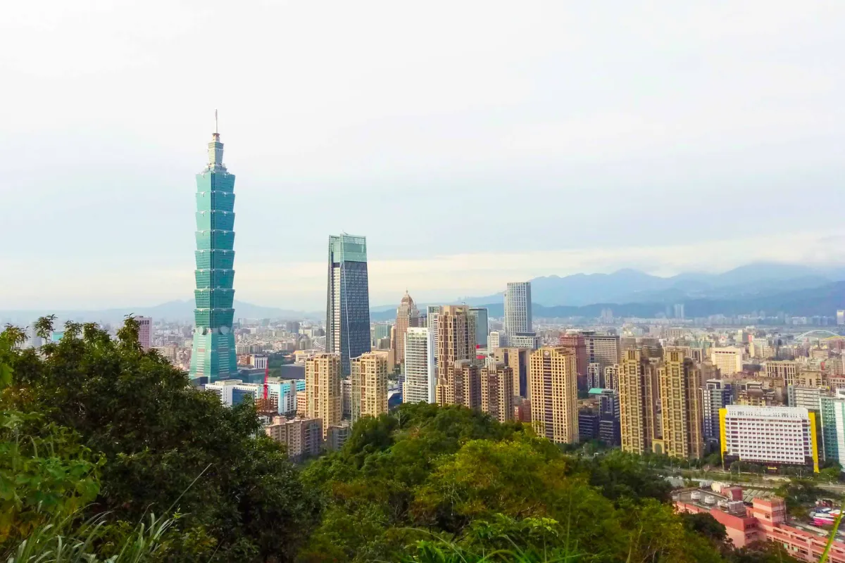 Leo núi Tượng Sơn ngắm toàn cảnh Đài Bắc