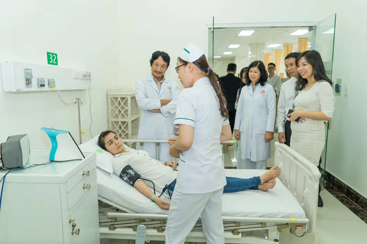 Bảo hiểm y tế dành cho sinh viên quốc tế không có ARC hoặc lưu trú dưới 6 tháng