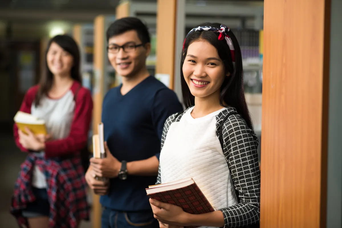 Chương trình đào tạo Đại học Khoa học Kỹ thuật Vân Lâm kỳ xuân 2025