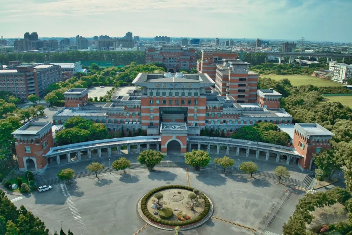 Giới thiệu trường Đại học Khai Nam