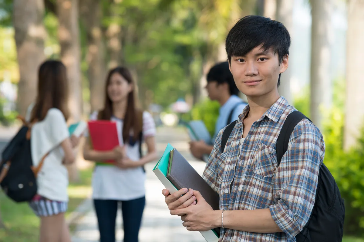 Hệ 1+4 du học Đài Loan hay Hệ dự bị Đại học là gì?