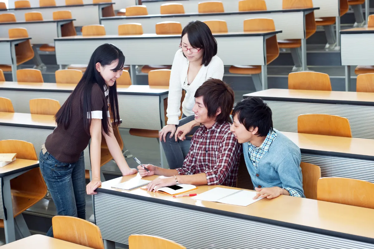 Học phí + tạp phí Đại học Nguyên Trí