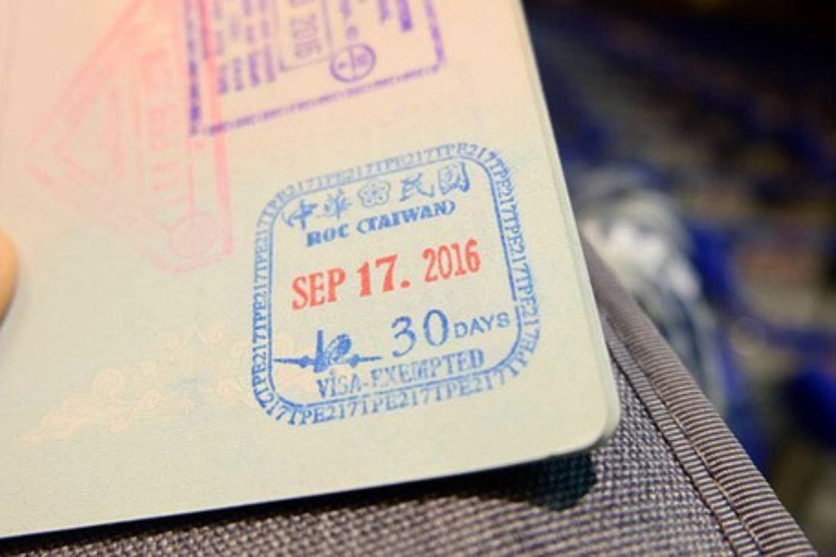 Điều kiện và quy trình xin visa Quan Hồng