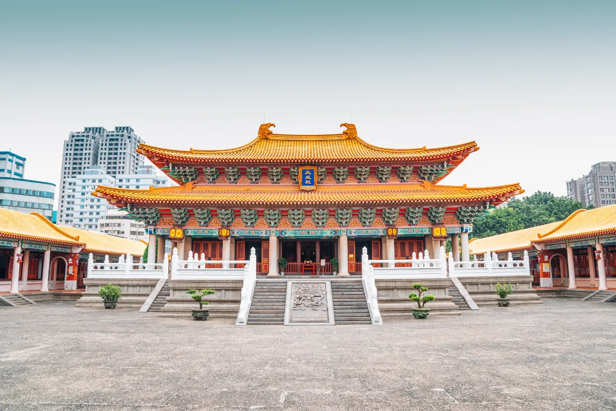 3. Trung tâm Phật giáo quy mô nhất thế giới