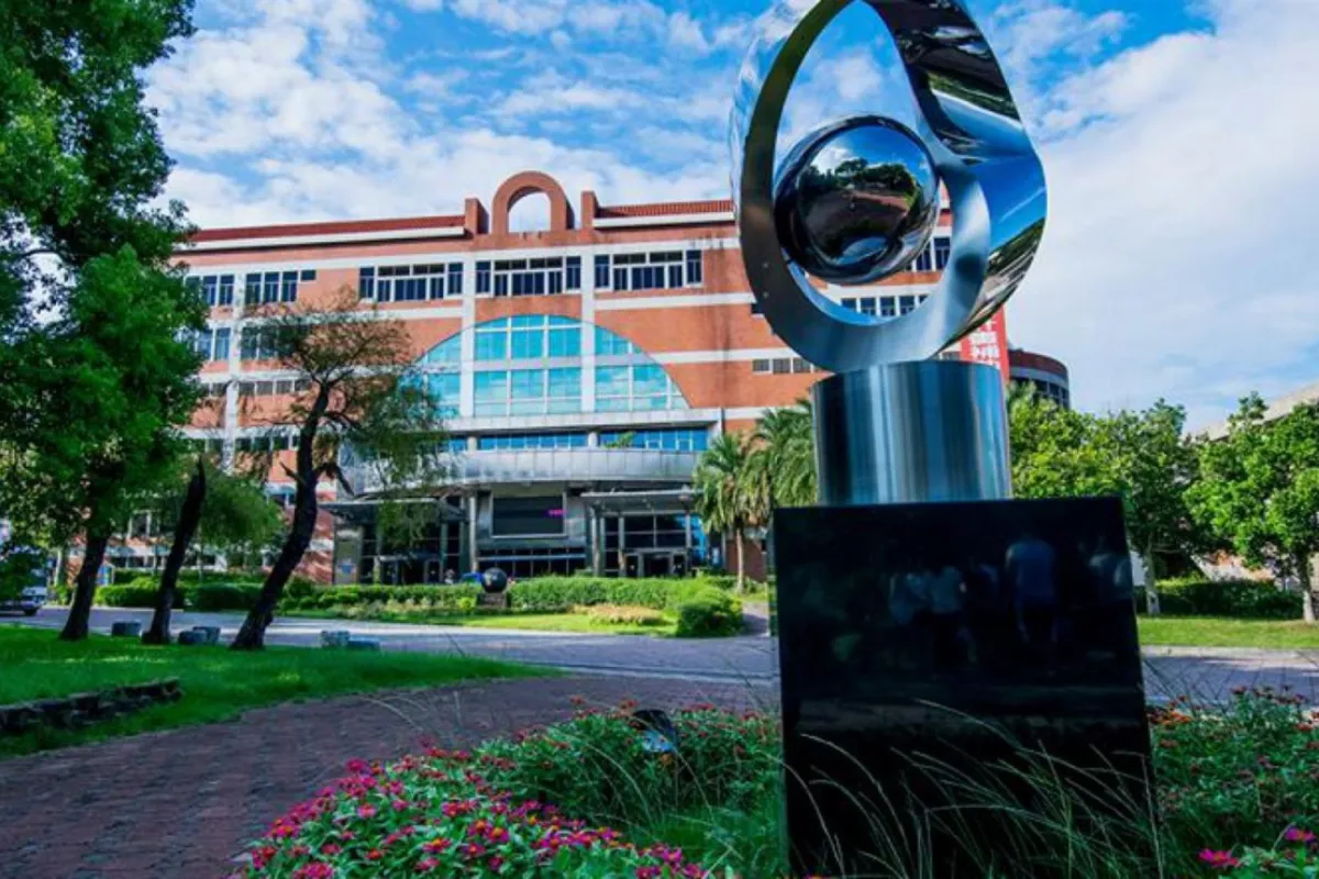 Đại học Trung Hoa Đài Loan: Trường đại học danh tiếng với nhiều chương trình học bổng hấp dẫn