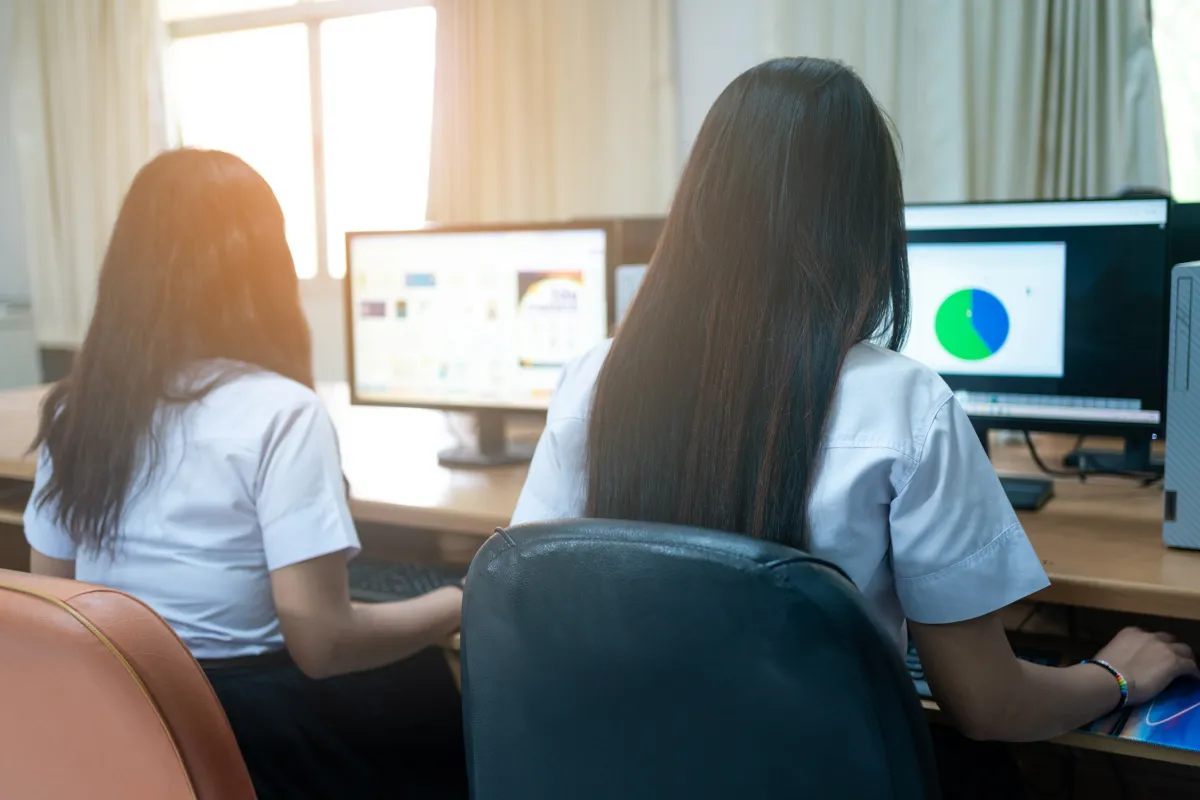 Các chi phí khác tại Đại học Dịch vụ & Lữ hành Quốc lập Cao Hùng