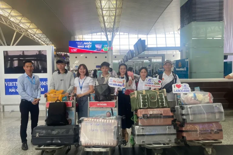 Tiễn du học sinh Đài Loan kỳ Tháng 9/2024 tại Sân bay Nội Bài