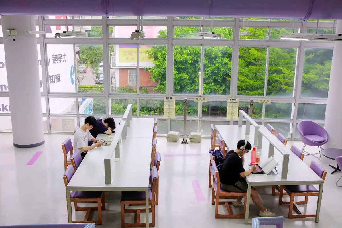 Tổng quan về Thư viện Đại học Long Hoa